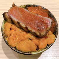 焼うおいし川  六本木凛華楼 - 至福の三色丼（赤酢の酢飯）