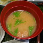 金澤屋牛肉店 - 牛鍋の味噌汁(基はインスタント)(R4.12.26撮影)