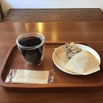 k2-7 de hitoyasumi - コーヒーとスコーン