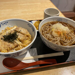 Echigo Soba - 温そば&ミニカツ丼セット(税込710円)。