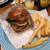 TEDDY'S BIGGER BURGERS - 
