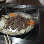 幾寅 - 薄い鉄板のジンギスカン鍋