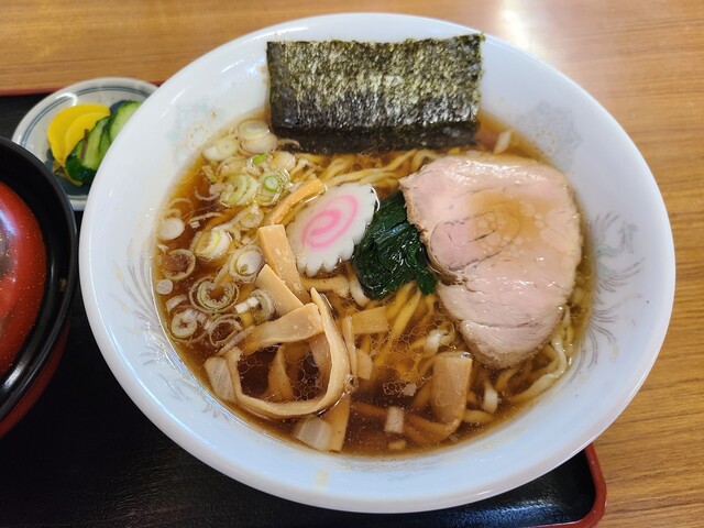 よしなり食堂 - 近津（食堂）の写真