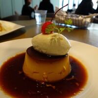 COLONIAL BEACH 横浜ハンマーヘッド - 濃厚レトロプリン