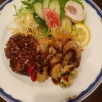 洋食マザー - 本日のランチ（ハンバーグ、ミックスフライ、サラダ）