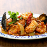 Stir-fried Seafood tom yum★★☆