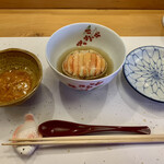 三笠鮨 - ② 香箱がに（ セイコガニ ）とウニ醤油