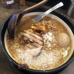 味噌ラーメン専門店 日月堂 - 特味噌ラーメン（1050円）背脂少なめ