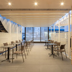 Cafe NoHo - テラス席はペット同伴可能です