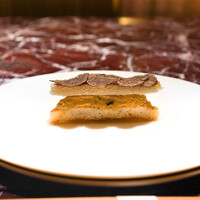 es - スペイン黒トリュフのサンドイッチ