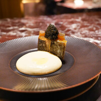 es - 明石浦さわら、ペースト状にした奈良漬にキャビア