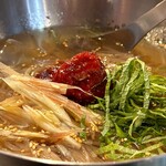 Horumon Miyabi - 冷麺（南高梅干しキムチ）