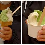 ジェラート ダブルコーン パセリとひまわりの種 (税込)500円 /  ダブルカップ ミルクと抹茶 (税込)450円 (2022.12.25)