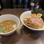 らーめんONE - 海老つけ麺ONE 中盛 300g 1,100円^ ^ 今年はたいへんお世話になりました。来年もよろしくお願いします♪ 良いお年を^_^