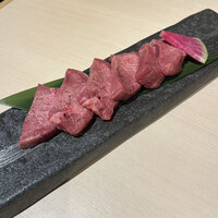 牛刺しと焼肉 仔虎 クリスロード店 - 