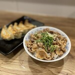 麺屋 蘭 - 人気の豚丼