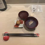 二代目 鮓 桂田 - 芋の練り物とハマグリのお吸い物