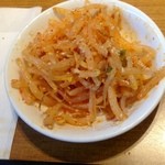 博多 一風堂 - 辛もやしもガッツリ食べます