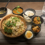 SEABIRD COLONY - 海鮮ビリヤニとマトンカレー