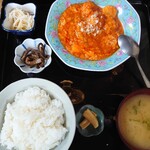 向山食堂 - エビチリ定食800円