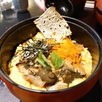 対橋楼 - 四角いのは畳鰯。