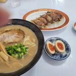 Tonkotsu KING - B ランチと煮卵