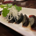 茂 - 皮蛋。読めますか？ピータン。