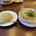 ラーメン魁力屋 - 特製醤油ラーメン＋焼きめし定食（大）759円＋264円