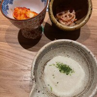 北新地 肉料理 名門 - キムチ・ナムル・とろろ