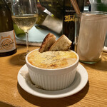 自然派ワイン＆ナチュラルチーズ vinvino - 