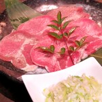 牛舌/日本牛肉韭菜鹽舌