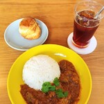 CAFE D-13、ときどき五味食堂 - ■ビーフカレー
■スコーン
■アイスコーヒー