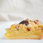 お菓子工房 菓感 - 【2022.12】栗とさつまいものクランブルタルト(税込450円)