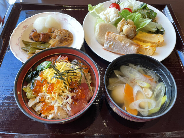 最東端の海の恵みと本格パスタ｜磯鶏（パスタ）ダイニングレストラン
