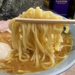 横濱ラーメン あさが家 - 麺は酒井製麺の杉印。