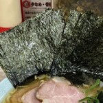 横濱ラーメン あさが家 - 海苔増しは5枚100円。