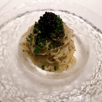 シノワ 渋谷店 - キャビアととんぶりの冷そうめん（奈良三輪産3年熟成物）