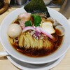 Mugitooribu - 蛤・鶏・煮干のトリプル SOBA 1,100円、味付き半熟卵入り 150円 ♪