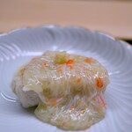 道人 - 餅粉揚げの海老芋、ズワイガニの餡かけで。