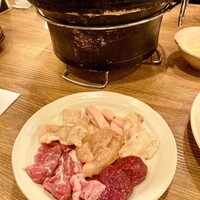 炭火焼肉ホルモン うしごろ 中目黒店 - 