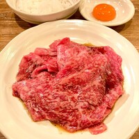 炭火焼肉ホルモン うしごろ 中目黒店 - 