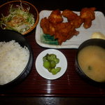 鶏よ魚よ - 2013/5/24　からあげ定食４１８円
