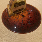 銀座 大石 - 黒トリュフとフォアグラのパイ包