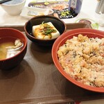 Sukiya - 山かけまぐろたたき丼ごはん大盛に冷やっこセット