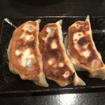 Akatsuchi - 餃子3個(260円)