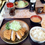 とんかつ くにか - 肩ロースかつ定食　豚汁つき