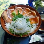 お食事処 美里 - 信州サーモン丼