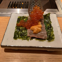 肉亭ふたご iki 新宿店 - 巻いて