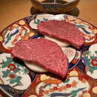 肉亭ふたご iki 新宿店 - ヘレ