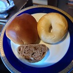 湯回廊 菊屋 - お代わりパン